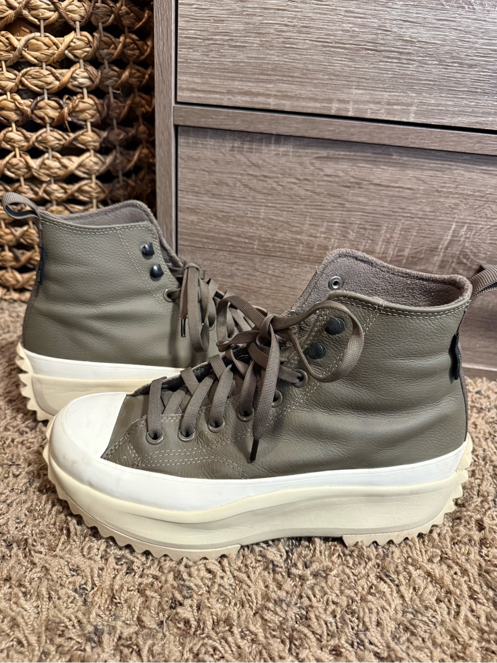 Converse Olive Run Star Hike - Size 10